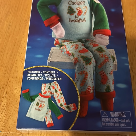 NEW elf on the shelf boy with outfit - Picture 2 of 6